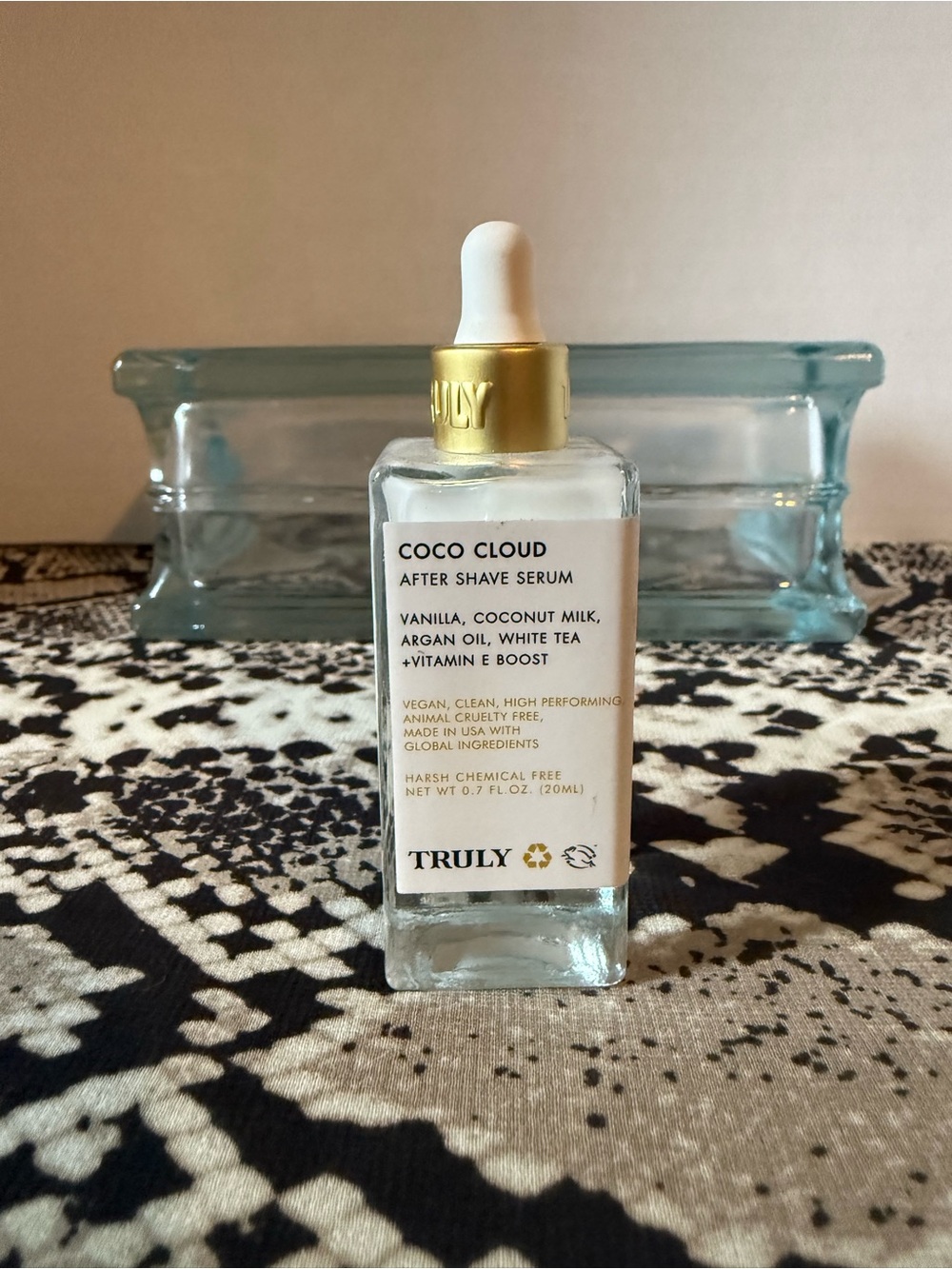 TRULY Coco Cloud After Shave Serum — White Label with Gold Dropper